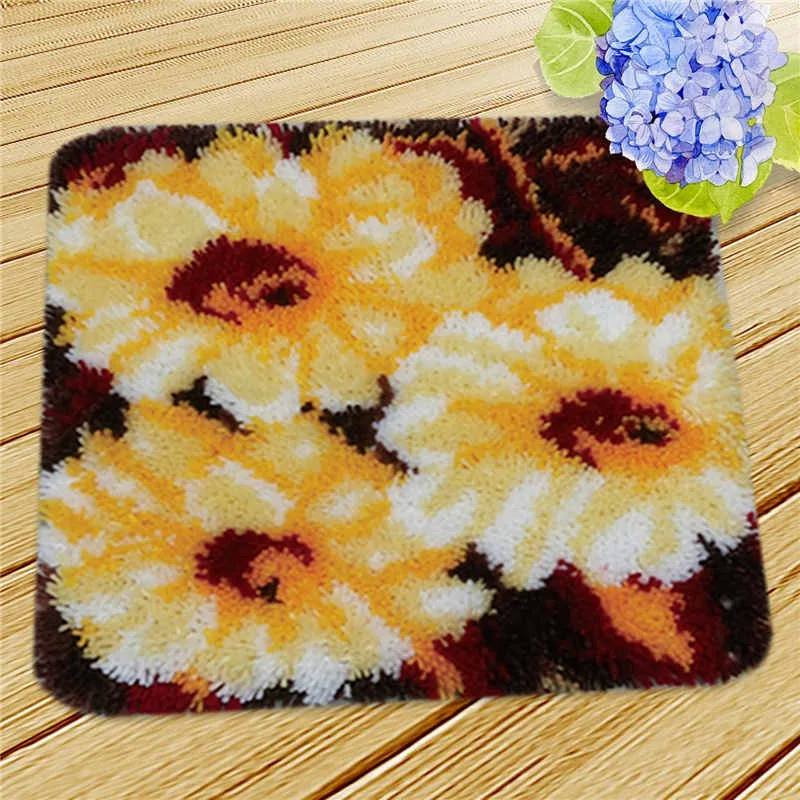 Flower Latch Hook Pillow Kit 5