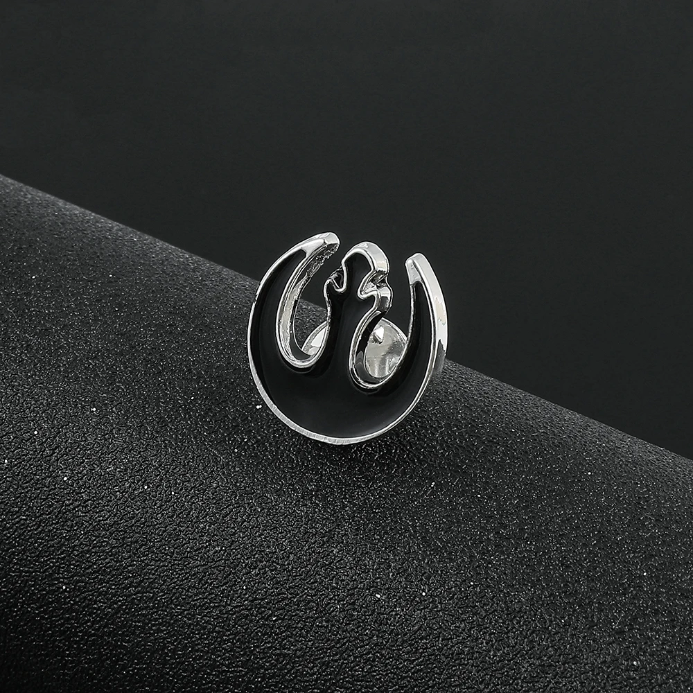 Spilla Star Wars Rebel Alliance Metal Black Badge Pin Vestiti Zaino Fashion Pin Accessorio Per Regali Di Gioielli Neutri