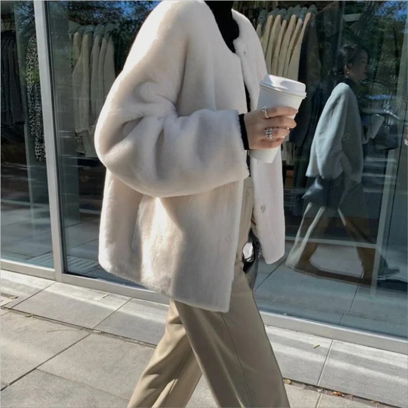 Faux Fur Coat Women Imitation Mink Fur Jacket Women\'s Round Neck Fur Clothing Female Fall Winter Outwears Composite Fur Clothes