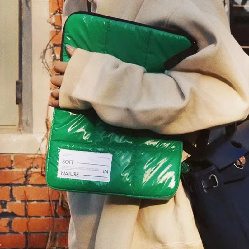 Fashion Portable Laptop Bag Woman Ins Style Pillow Tablet Computer Bags Man Zipper Large Capacity Business Student 13 inch Bags