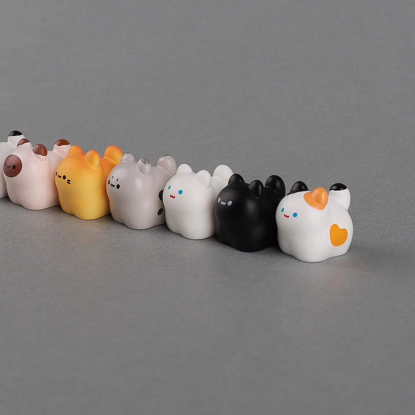 Cute Cartoon Cat Resin Figurines - Miniature Handicraft Kitten Statues for DIY & Micro Landscapes