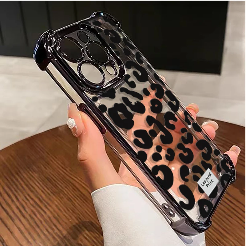 Retro Leopard Print Transparent Phone Case