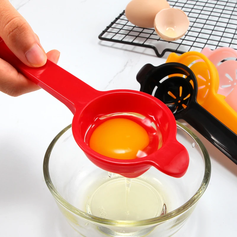 Extended Handle PP Egg White Separator with Hanging Hole Household Multi-purpose Quickly Separated Egg Dividers Kitchen Tool