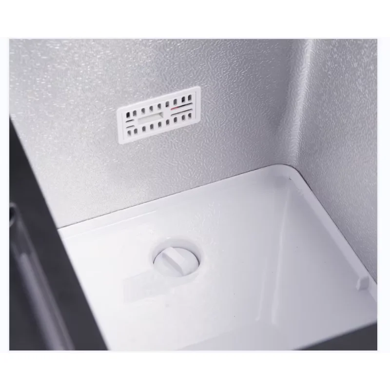 Hot selling Factory direct sale PP+HDPE material 110L mini 220v 12v portable compressor car refrigerator