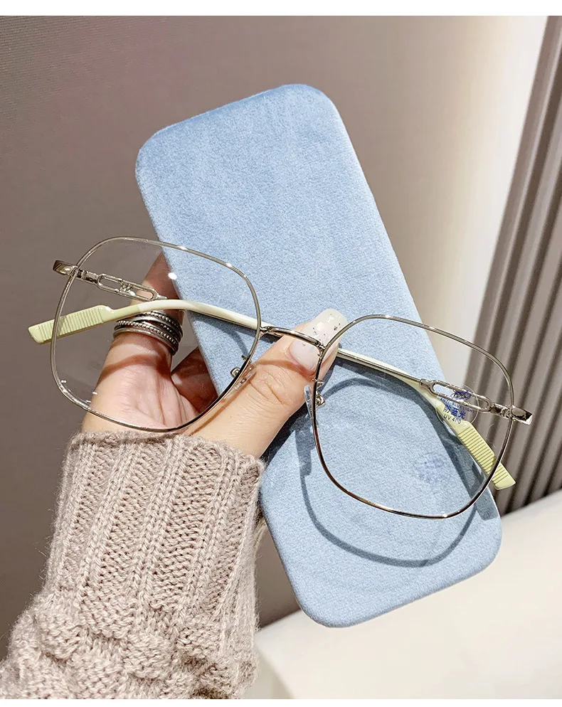 Hochauflösende Myopiebrille mit großem Rahmen, ultraleichte Anti-Blaulicht-Brille, quadratische flache Gläser aus Metall für Herren und Damen – Detail 6