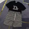 Conjunto de pantalones cortos deportivos blancos para hombre, Camiseta con estampado del alfabeto, camiseta esencial de alta calidad, tendencia fresca Xl, 2024
