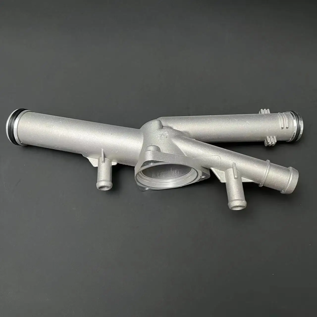 Aluminum Engine Cooling Coolant Thermostat Housing For Audi Q7 VW Phaeton Touareg Passat CC EOS Superb 3.6 03H121117A engine coolant thermostat thermostat housing cover