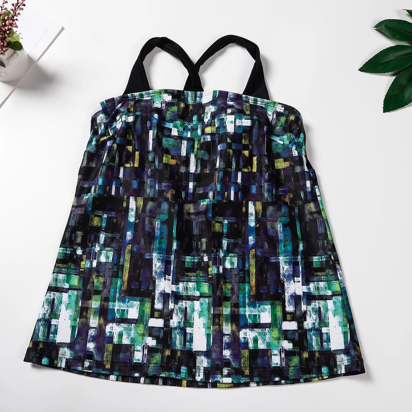 Рисунок 6 - Женский комплект купальников больших