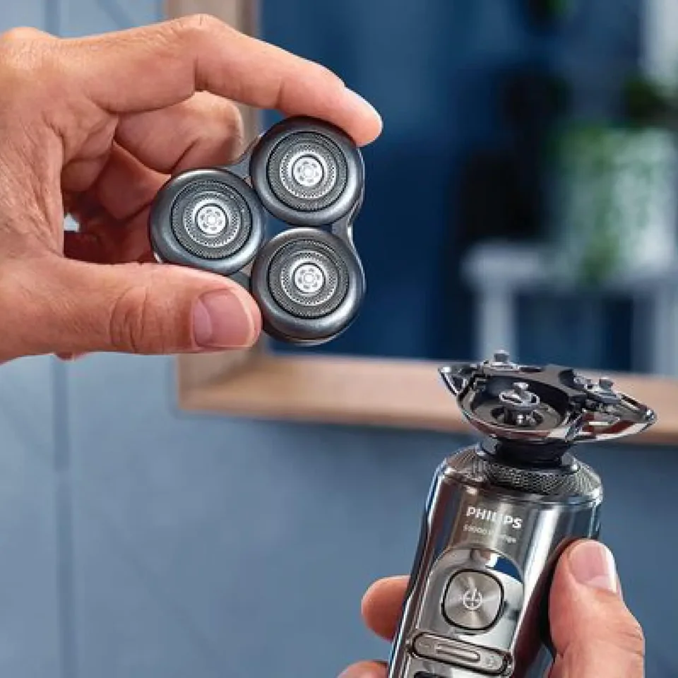 Shaver S9000 Prestige電気シェーバー SP9863/16 Shaver S9000 Prestige Wet & Dry Electric shaver with SenseIQ