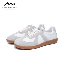 

2022 New Lace Up Flat Casual Shoes Women White Patchwork Sneakers Male Spring Outwear Runner Flat Comfortable Shoes Men&Women