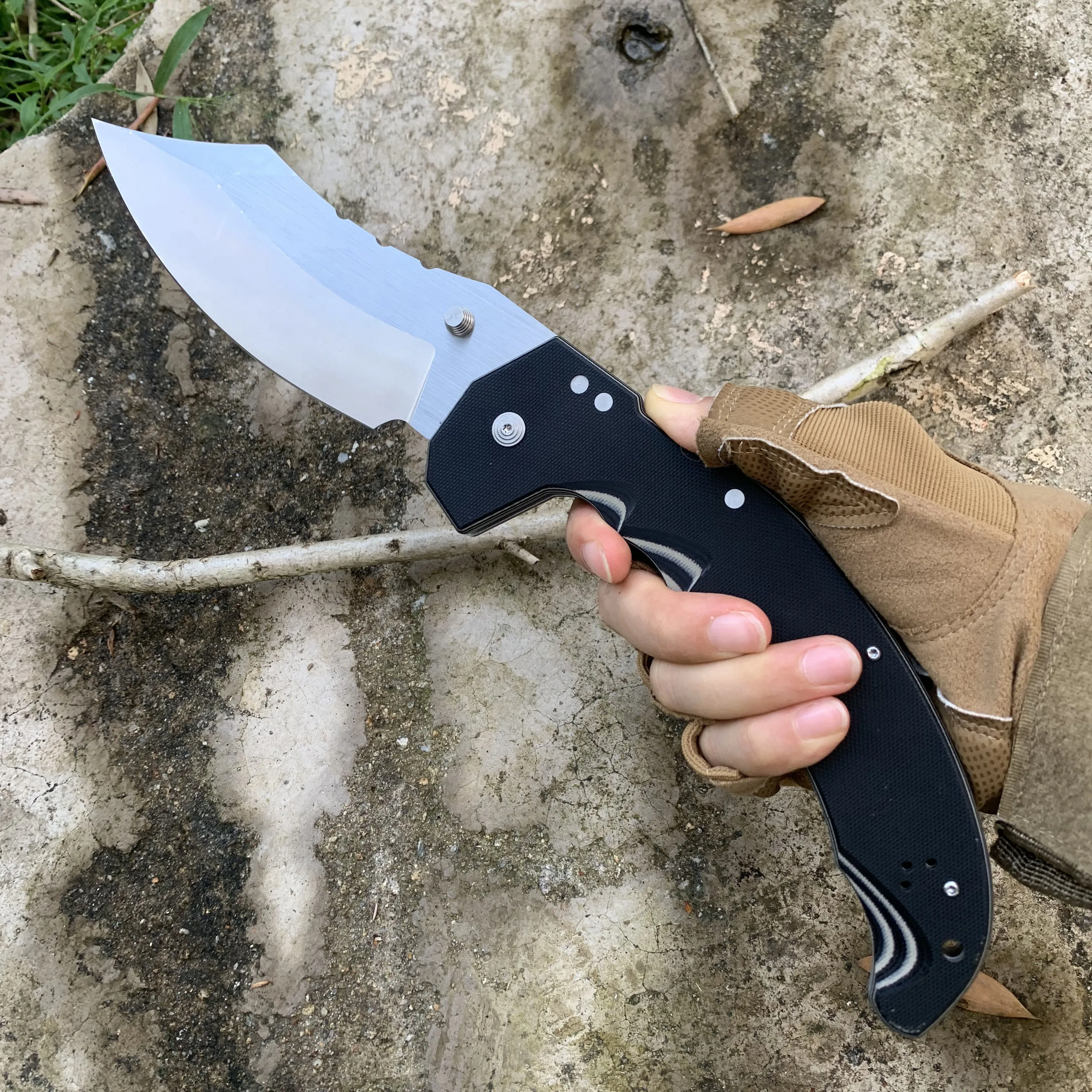 Description Picture 5 of itemHigh hardness Cold Large Camping Tactical Hunting Knife AUS10A Blade Outdoor Folding Survival Tools For Men Jungle combat Knives