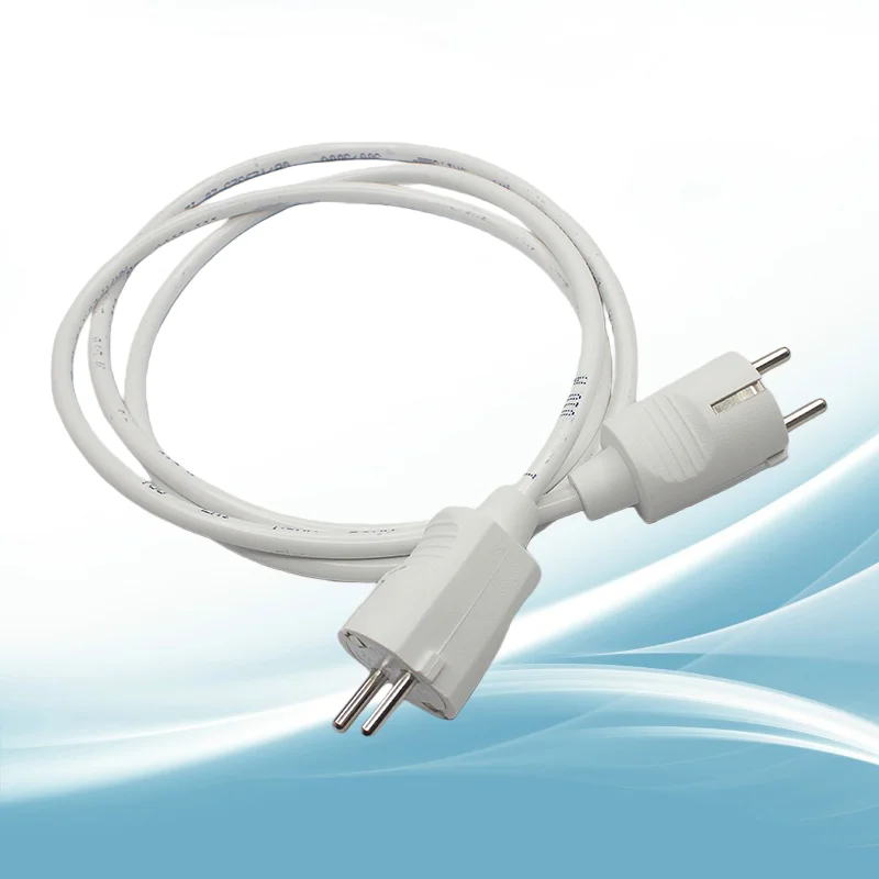 Durable 2m White Extension Power Cord for Versatile Indoor and Outdoor Use