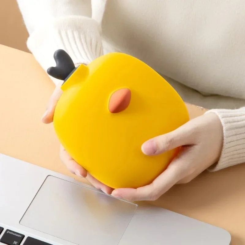 

Mini Silicone Hot Water Bottle Water Injection Small Female Student Warm Belly Cute Portable Portable Warm Baby Warm Water Bag