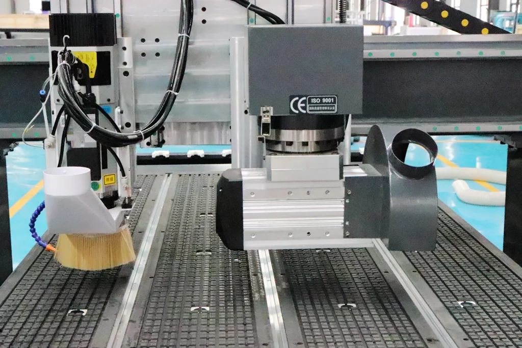 

Best Price 3 Aixs Wood Carving ATC Cnc Router Machine For Wooden Furniture Production with Cutting Saw