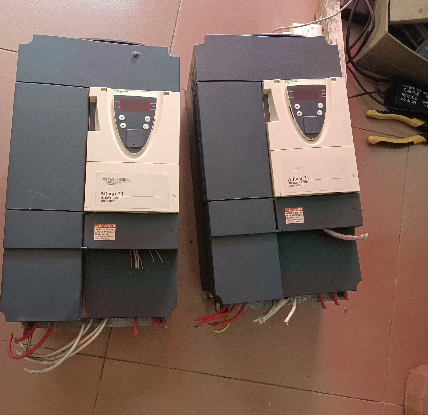 

ATV71HD18N4Z 18.5kw Good Working With 3 Months Warranty