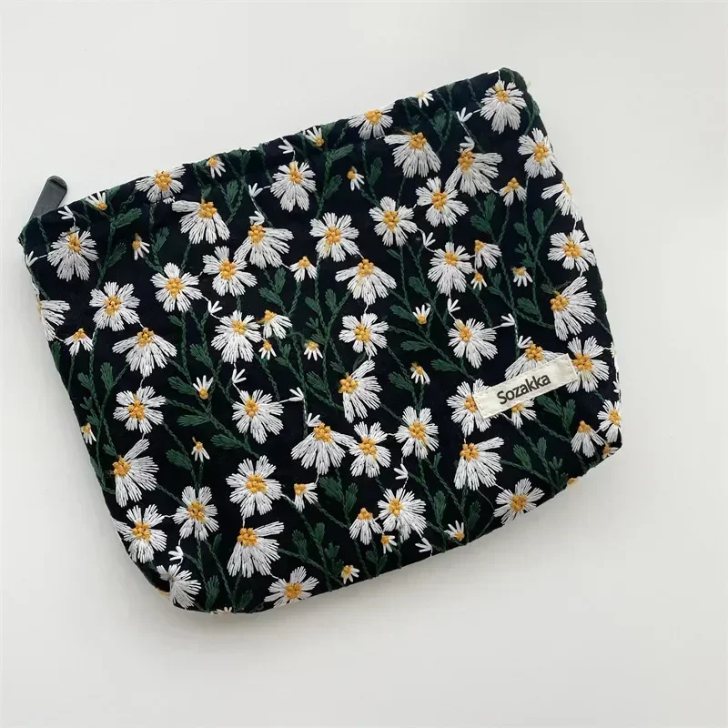 Women Cosmetic Bag Pouch Embroidery Daisy Floral Korean Travel Toiletry Kit Beauty Makeup Organizer Pencil Case makeup organizer cosmetic bag cosmetic storage bag toiletry bag makeup bag cosmetic case pencil case