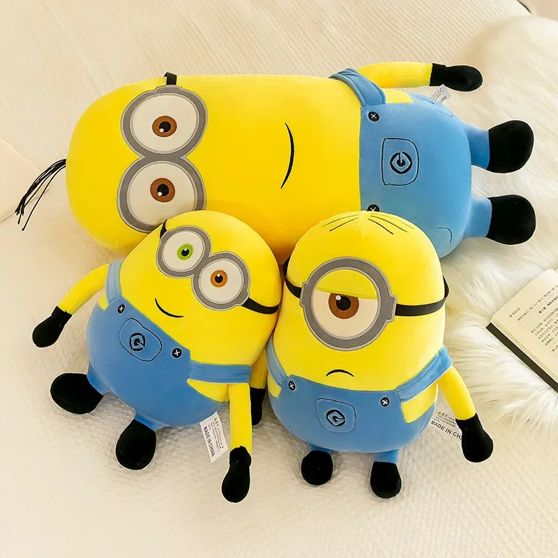 Süße Minions Film Peripherie Gelber Plüsch Bob Plüsch Stewart Plüschtier Jeans Plüschpuppe Kissen Dekoration Kinder Geburtstagsgeschenk – Detail 3