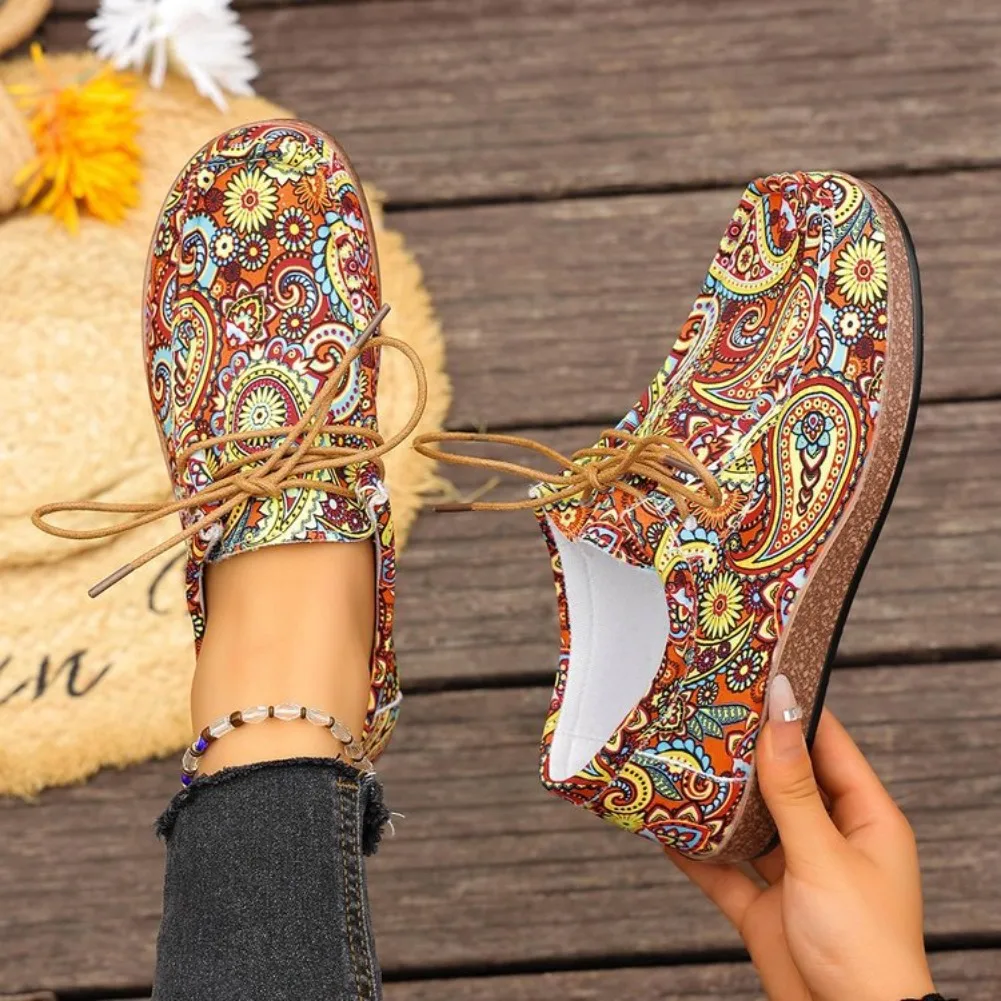 Spring 2025 Women's Printed Canvas Shoes Flat Platform Casual Toe Loafers Breathable Autumn Fashion Sneakers