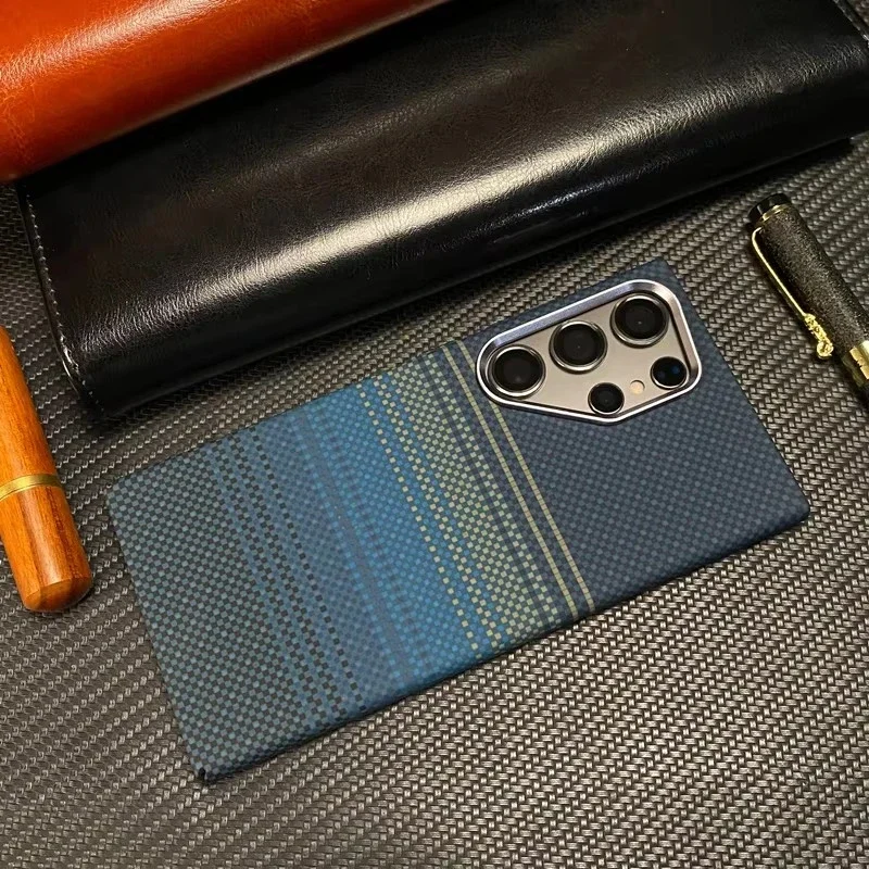 Sleek Carbon Fibre Texture Magnetic Phone Case - Shockproof, Wireless Charging Compatible, Durable Hard Shell Cover