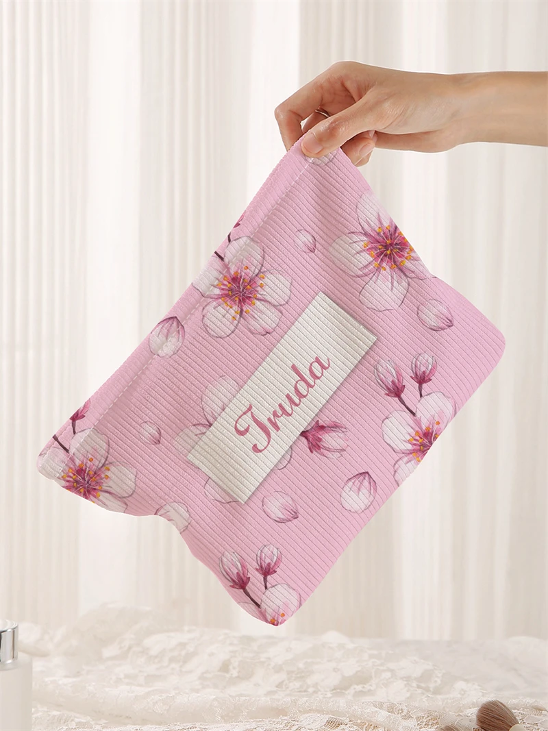 New women's makeup bag, customized photo makeup bag, zipper makeup bag, can be customized according to your unique design