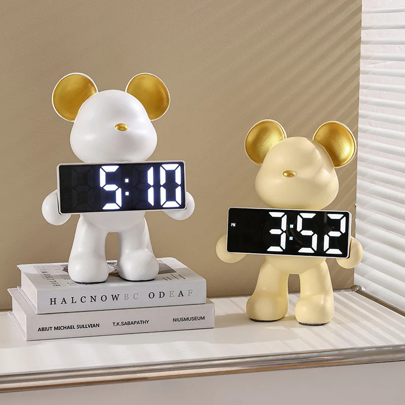 Violent Bear clock decoration creative decorations living room bedroom wine cabinet office desk desktop decoration