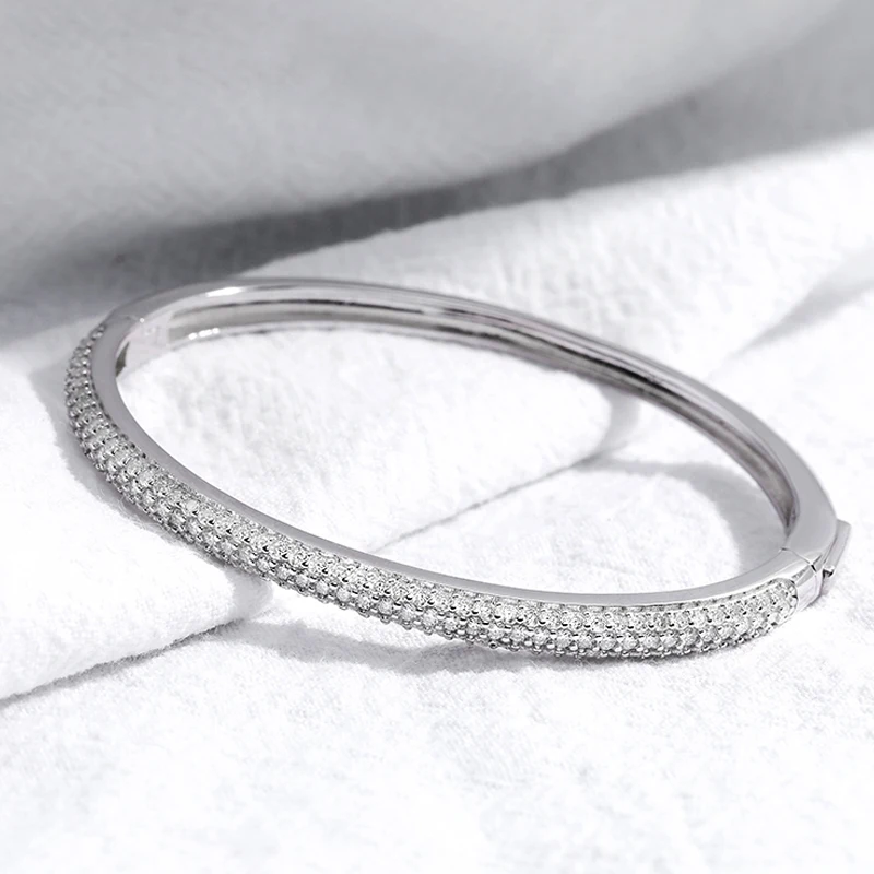 エッセンス シルバー(P) モイサナイト フルパベ スリム バングル Smyoue 1.5 ミリメートル 2.3CT すべてモアッサナイトバングル