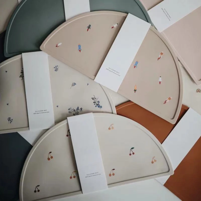 Korea Ins Children's Silicone Placemats Complementary Food Heat