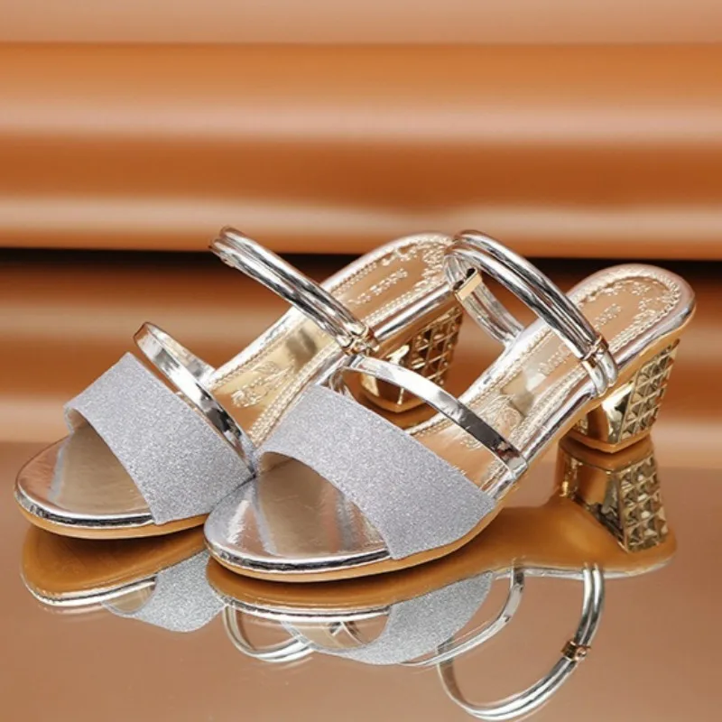 New Luxury Gold Silver Block Low Heel Roman Sandals Party Weddings Pointed Toe Luxury Chic Elegant Designer Woman Ladies Shoe