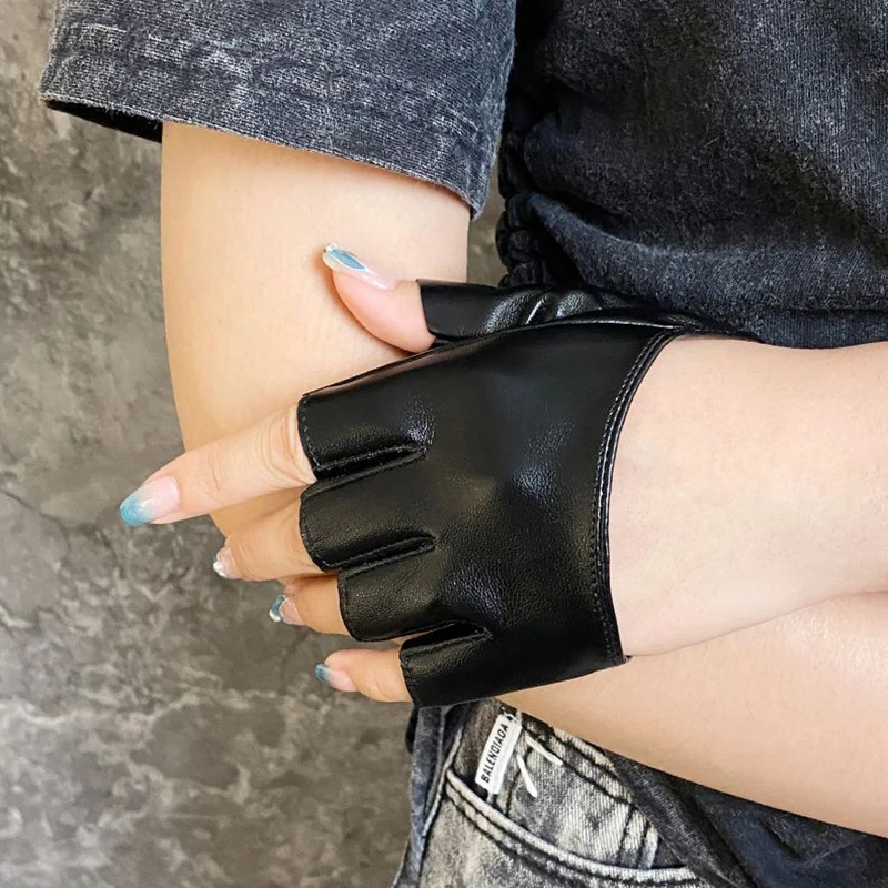 Black Pu Leather Half Finger Gloves Gothic Punk Rock Lolita Harajuku Stage Performance Cosplay Party Fingerless Women Gloves