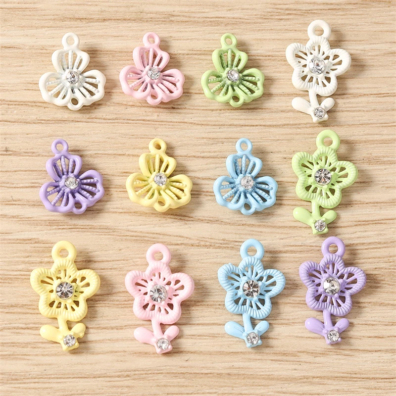 5 Stück Niedliche Bunte Kristall-Metall-Blumenanhänger Passend für Halsketten, Ohrringe, Armbänder, DIY-Bastelzubehör für Schmuckherstellung