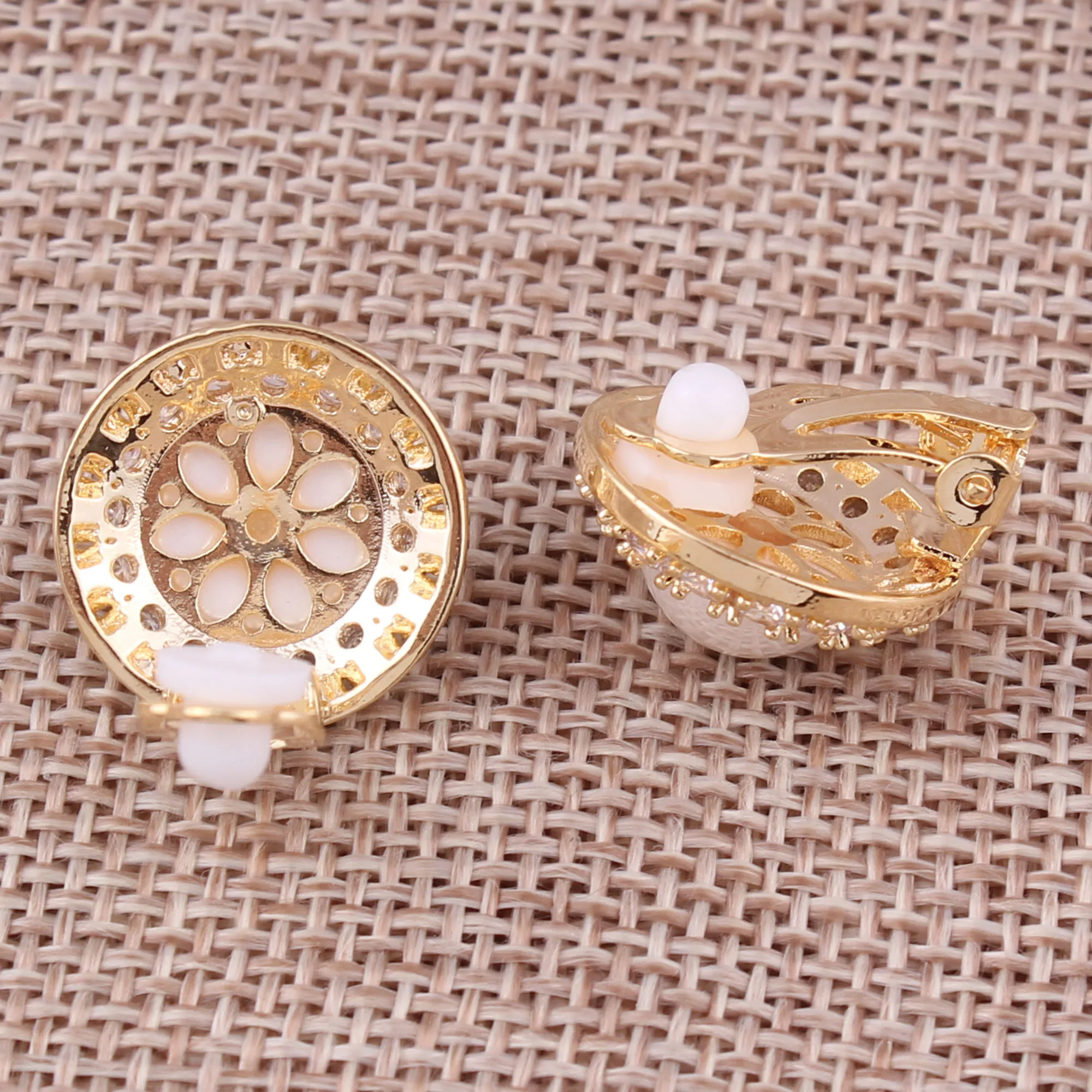 18K Gold Color Cubic Zircon Pearl Stud Clip on Earrings For Women No Pierced Cuff Earrings Ear Clip stud earrings ear clip earrings clip earrings ear clip ear accessories