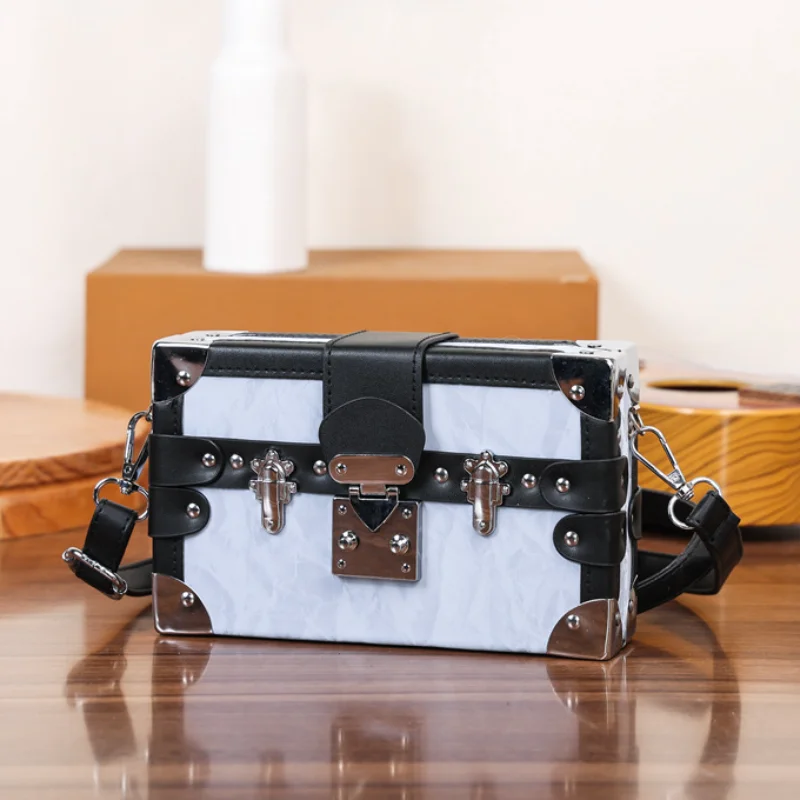 Box Crossbody Bags for Women 2024 Trend Rivet Fashion Shoulder Bag Woman Leather Vintage Luxury High Quality Small Square Bag