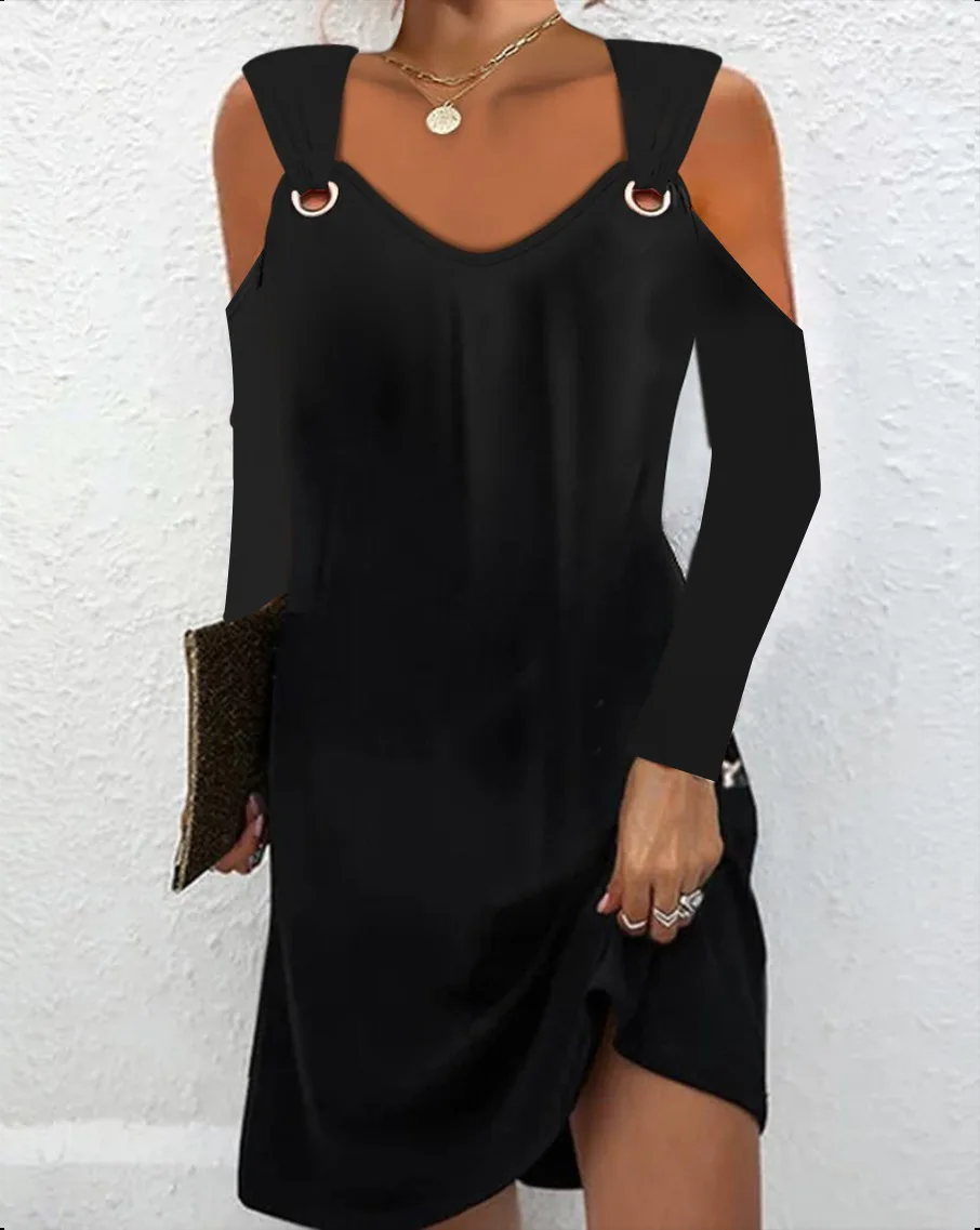 

Women's Black Dress Fashion Sexy Metal Buckle V-Neck Sleeveless Casual Dress Hot Selling in Autumn 2023 Daily Minimalist Style