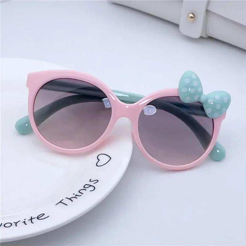 Children Sunglasses Kids Sunglasses Children Trendy Cute Sunglasses Candy Colors Shiny Bowknot Sun Glasses UV400 Eyewear for Girls and Boys