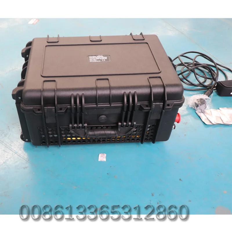 Affordable Factory Sale 100W 300w Suitcase Mini Portable Pulsed Laser Cleaning Machine Rust Removal Painting Oil Cleaner