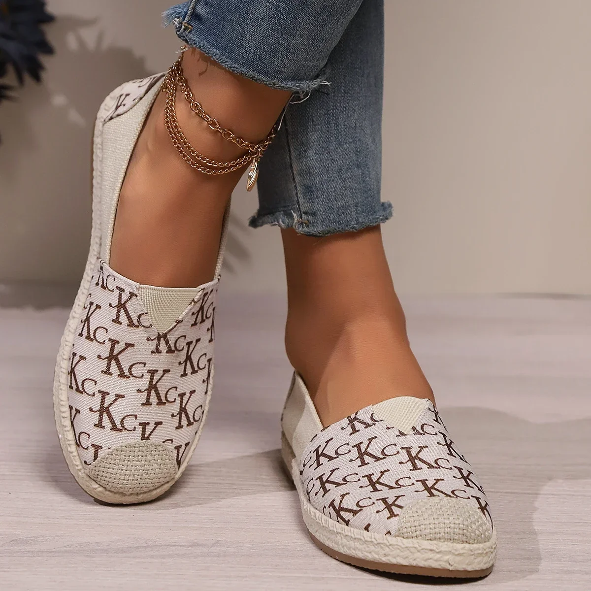 2025 ربيع المرأة اليدوية الدانتيل الشقق القماش الأ...