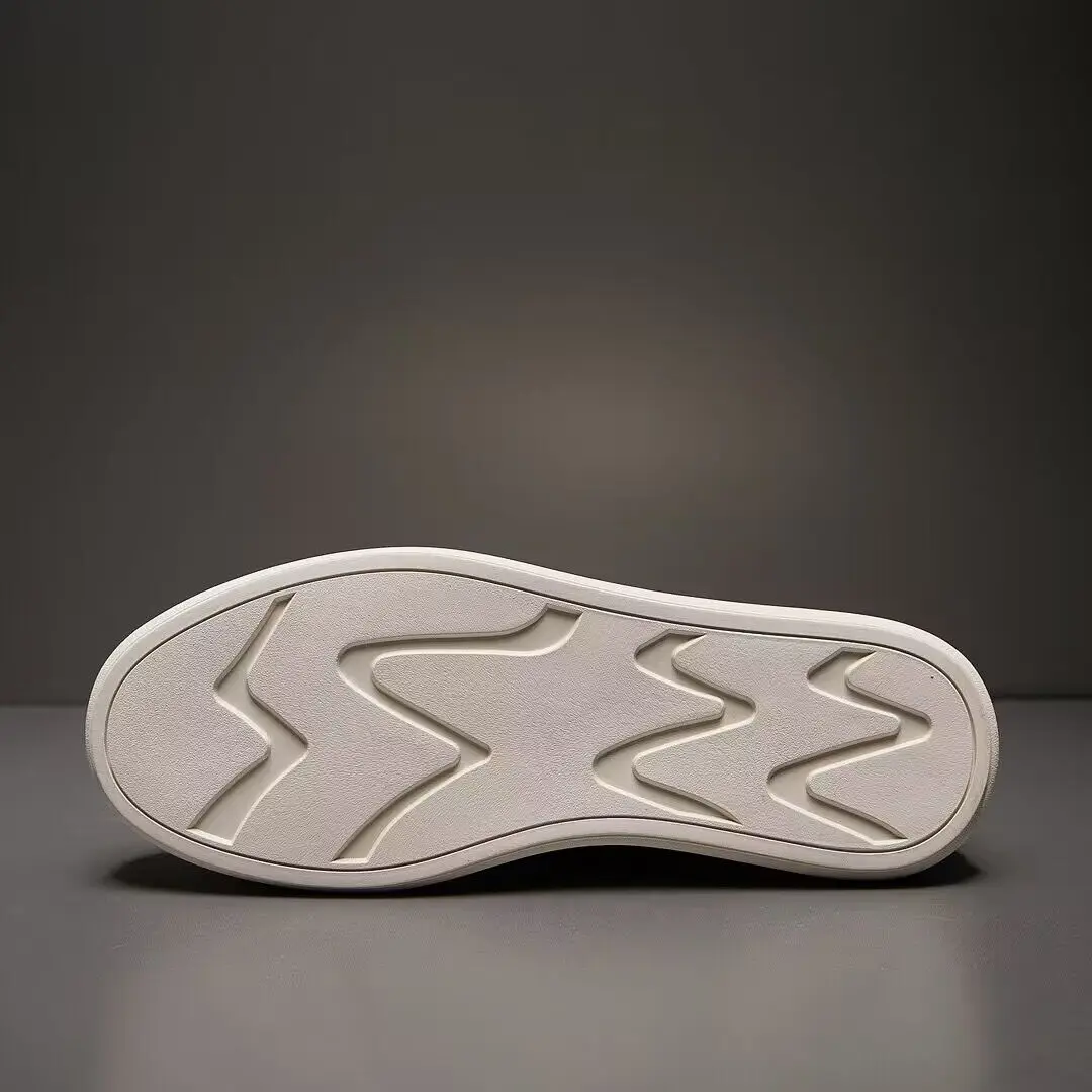 Men casual shoes leather flat fashion vent hole soft 2024 Summer 3