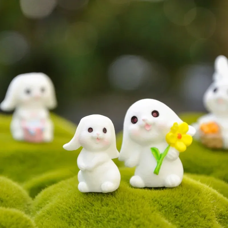 Sculptures and Figurines Miniature Cute Animal Rabbits Micro Landscape Ornaments For Decoration Home Room Decor Accessories