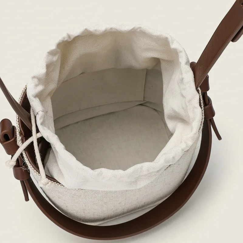 Women's canvas bucket bag, small slanted shoulder handbag, fashionable solid color, casual, going out for work and commuting
