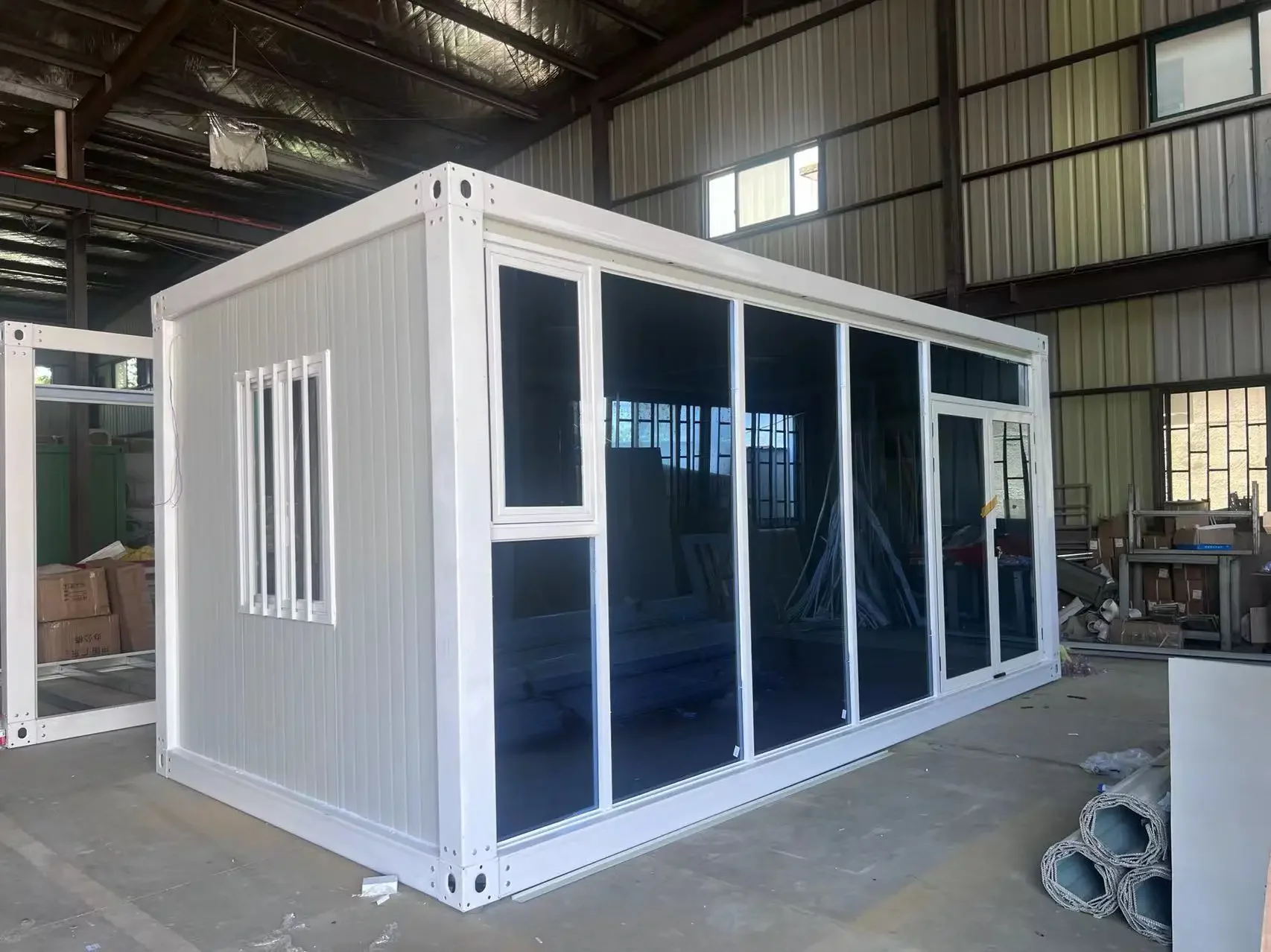 Custom-made container mobile room movable board detachable sun villa site packing box steel structure glass