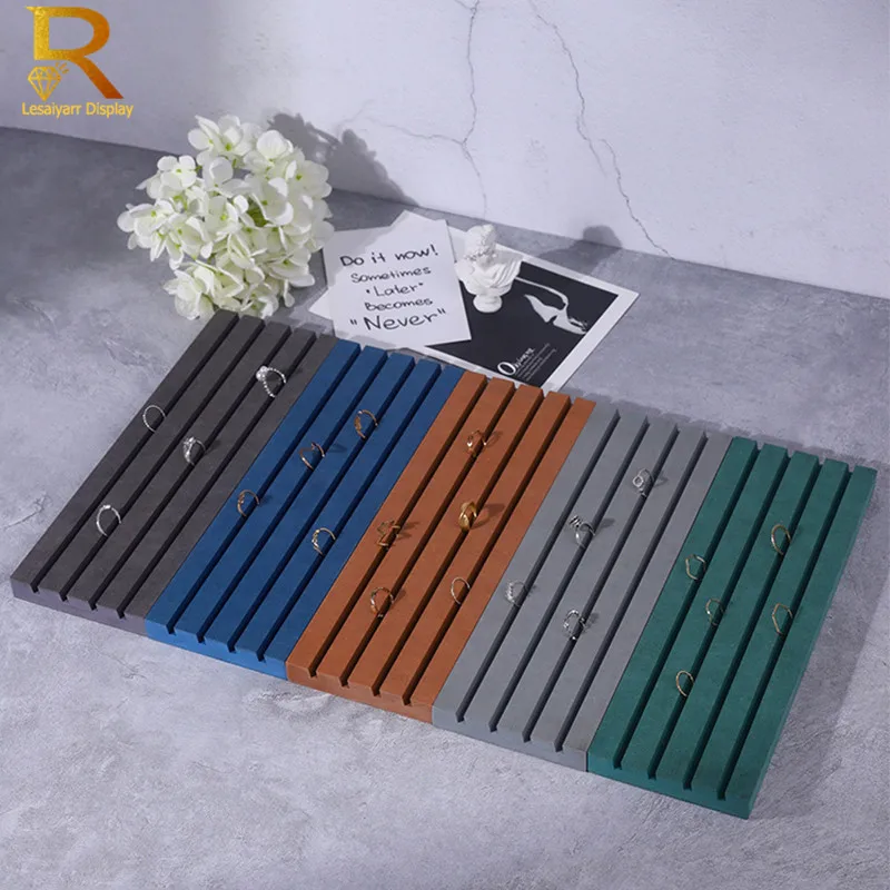 

Colorful wooden ring trays holders jewellery stand jewelry organizer jewelery display ring case with 4 slots customized