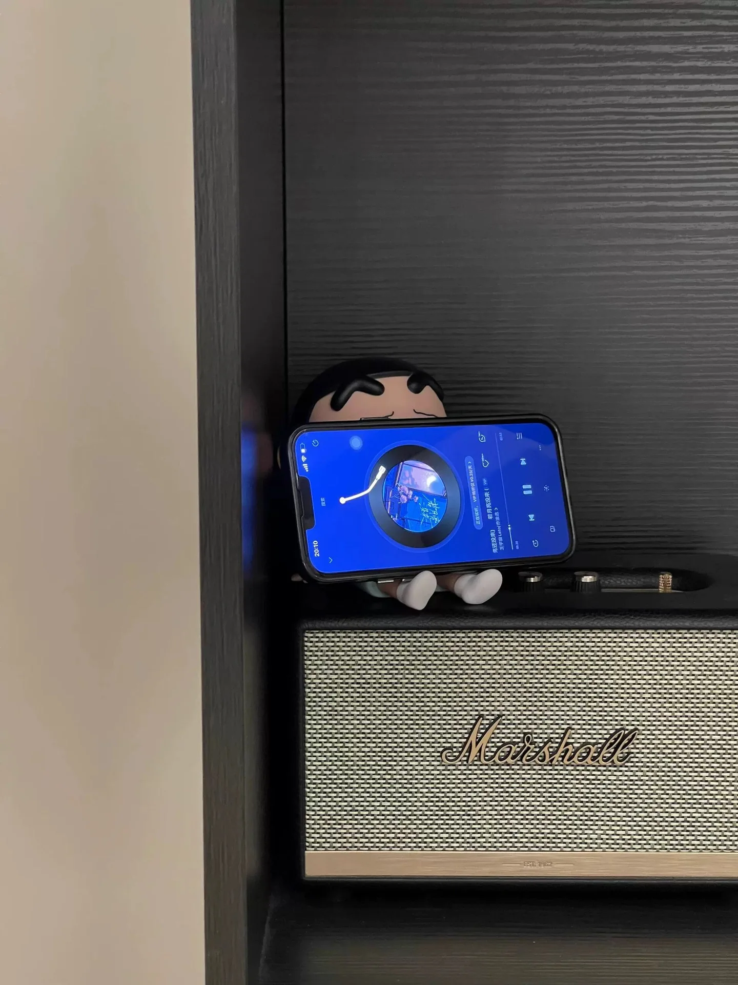 Front view of Boochan anime phone holder