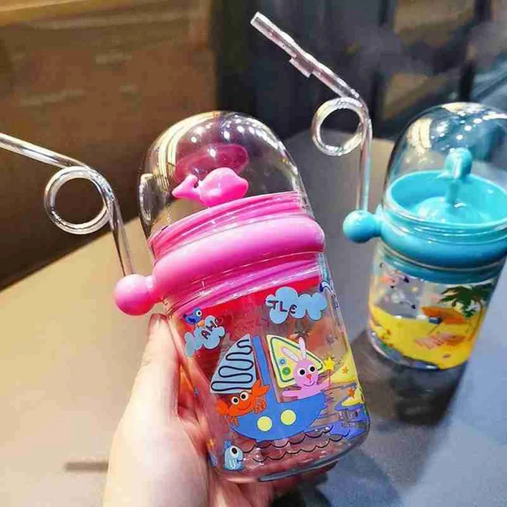여름용 250ml 고래 모양 플라스틱 빨대컵  수유컵 물 분사컵 물병
