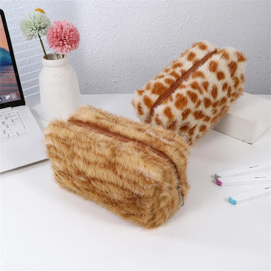 Leopard Soft Plush Travel Cosmetic Lipstick Brush Storage Bag Toiletry Kit Women Makeup Handbags Organizer Pouch Bag Pencil Case 3