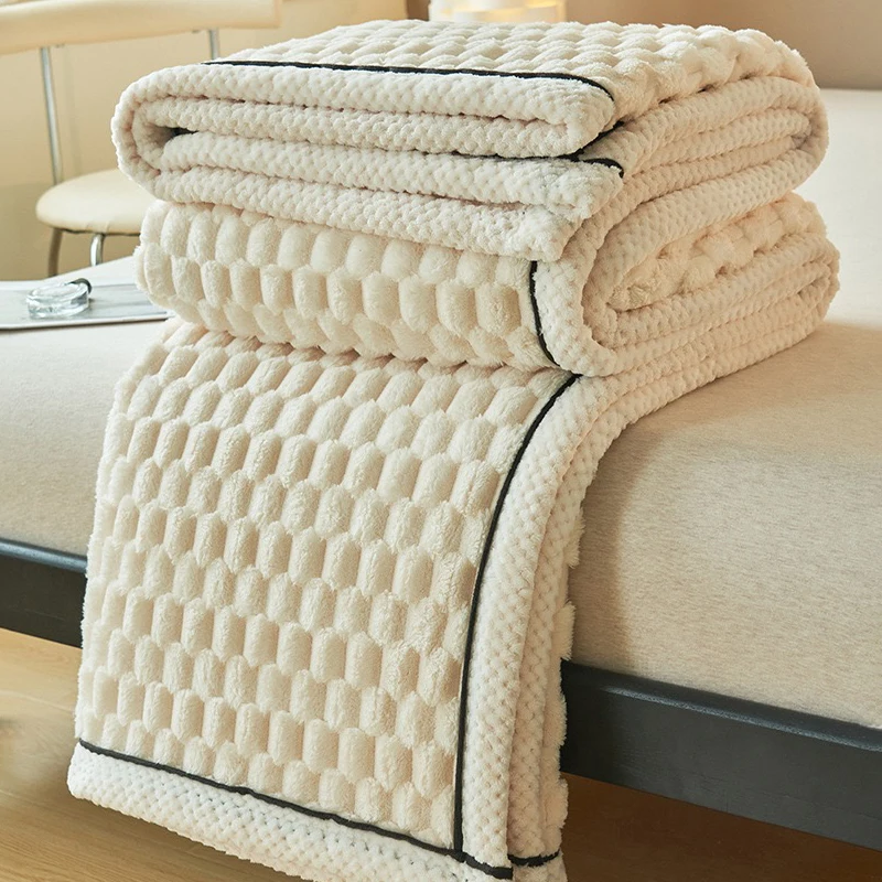 High quality turtle velvet autumn single and twin bed warm blanket soft fluffy comfortable coral velvet throw blanket sofa 2