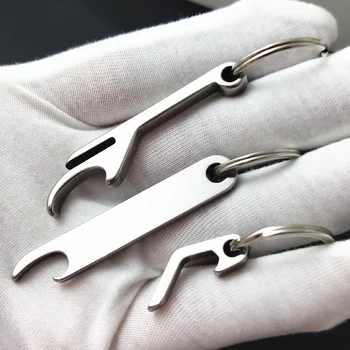 Portachiavi apribottiglie portatile in acciaio inossidabile per uomo Mini portachiavi apribottiglie in metallo gadget da cucina 1