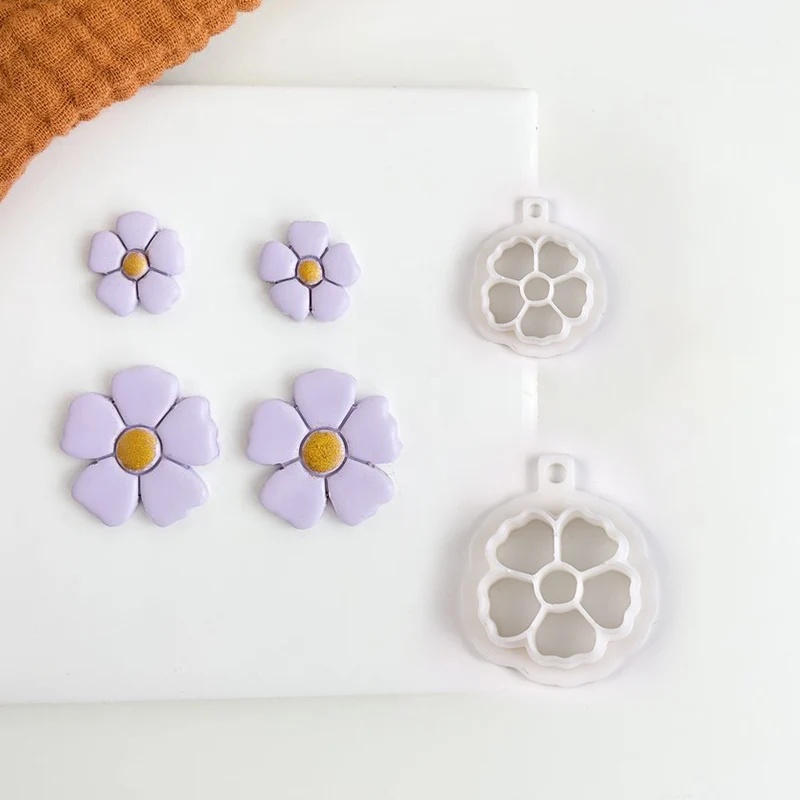 Polymer Clay Cutter Mini Daisy Flower Earrings Jewelry Soft Pottery Cutting Mold Petals Embossing Clay Earring Cutter Mold