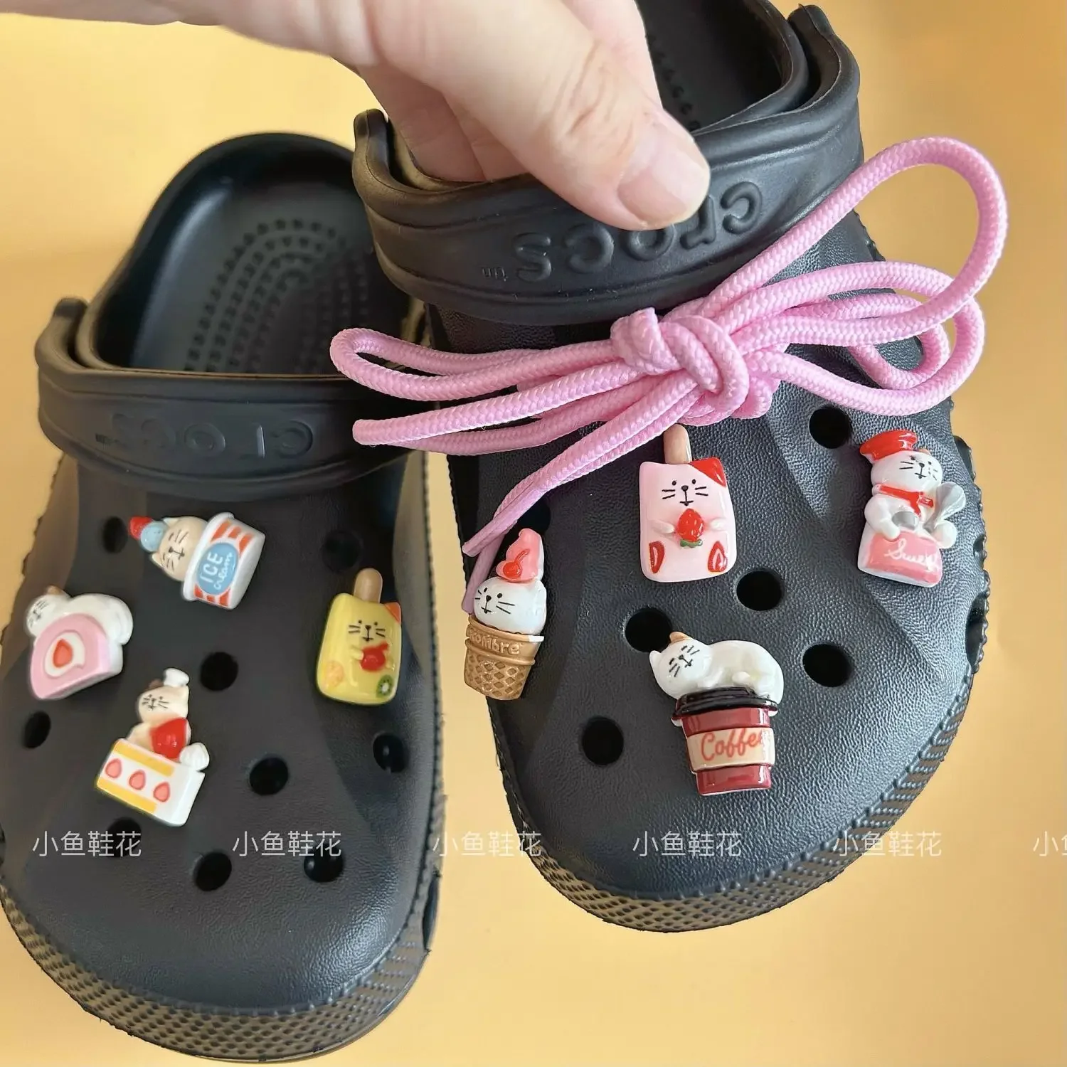

Croc Charms Designer Gourmet Cat Series DIY Cute Footwear Decoration Lovely Accessories Funny Adornment for Clogs Sandals Gift