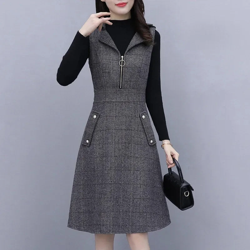 Women Woolen Dress Set Autumn Winter New Knitting Tops+Plaid Strap
