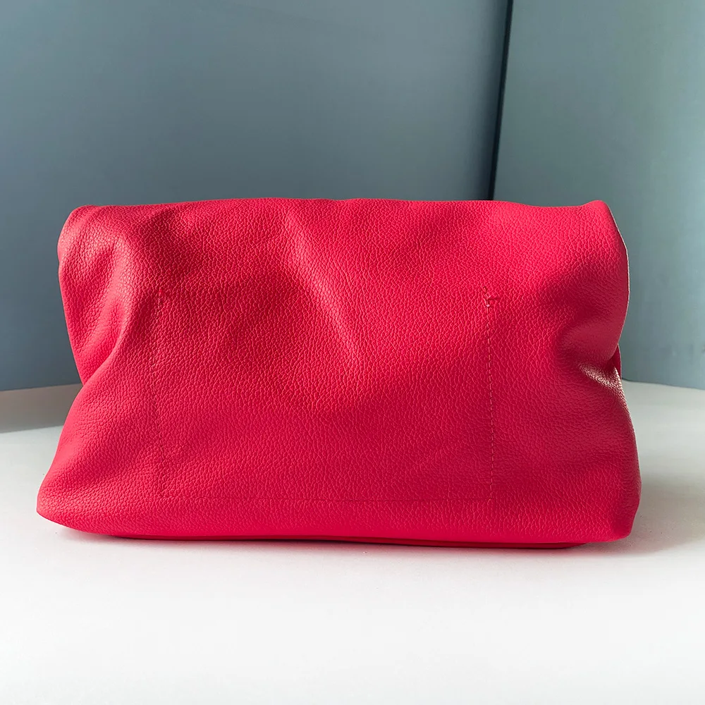 Personality roll-edge leather bag interior